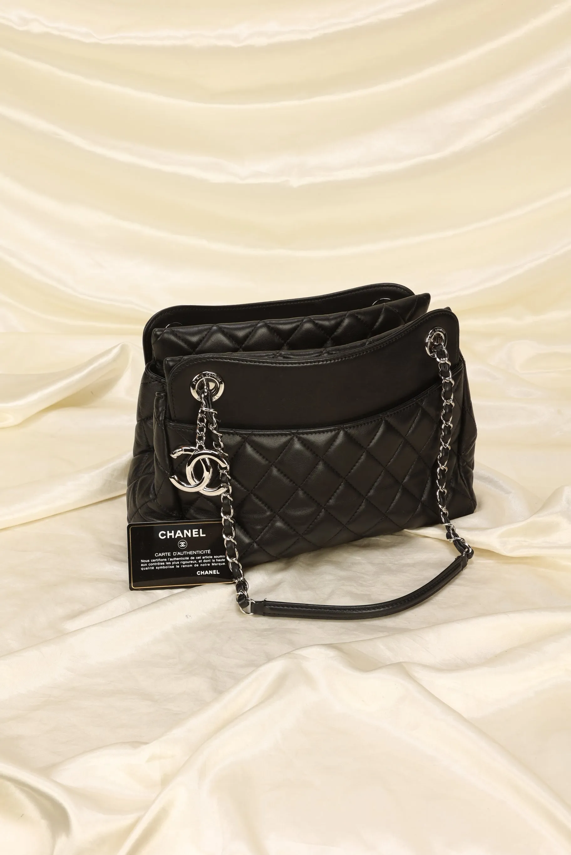 CL Lambskin Quilted Chain Tote