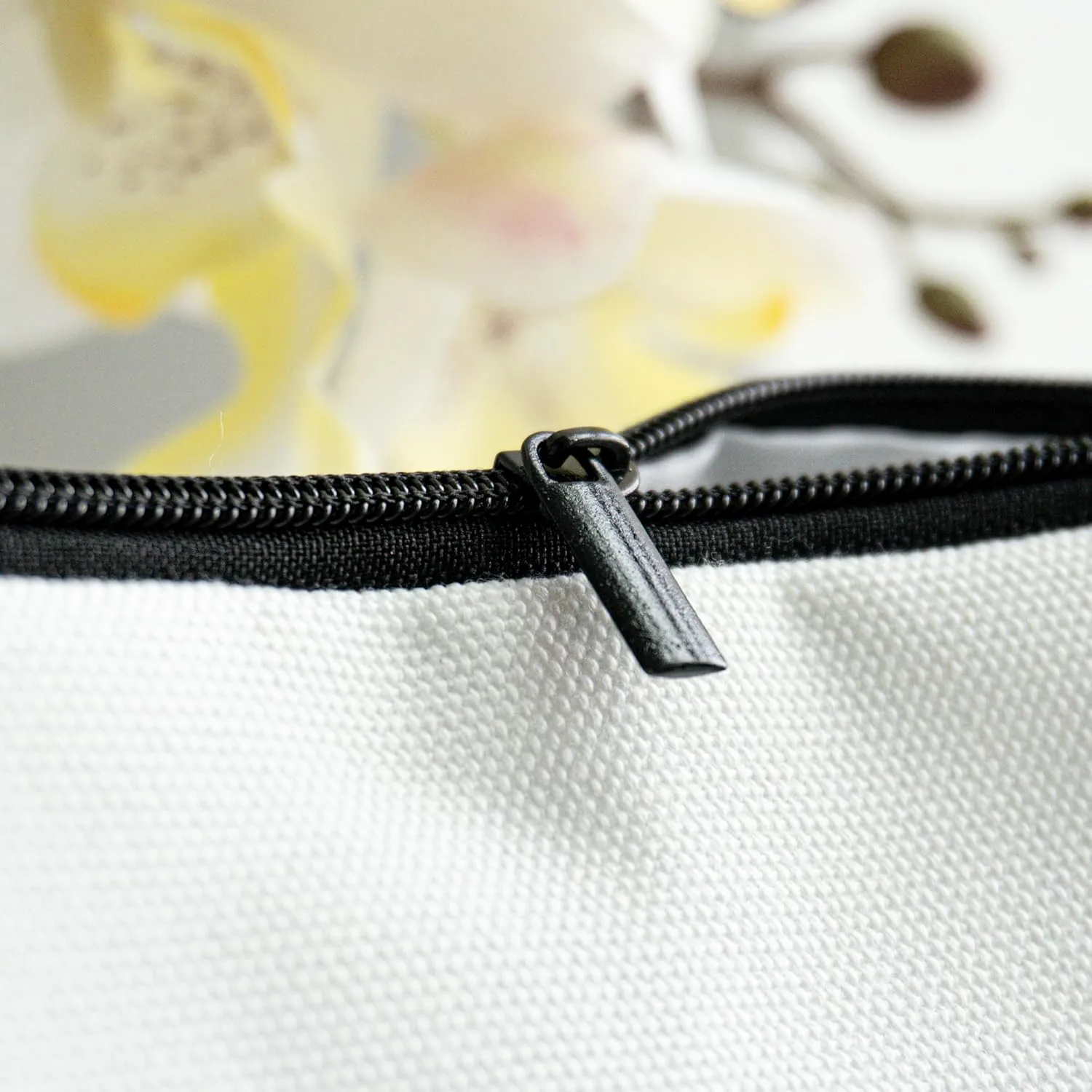 METALPHA Cute Makeup Bag for Purse Cat Lover Gift Canvas Make Up Bag Zipper Large Pencil Pouch Bag with Wrist Strap, Cat Mama Cosmetic Bags Makeup Pouch