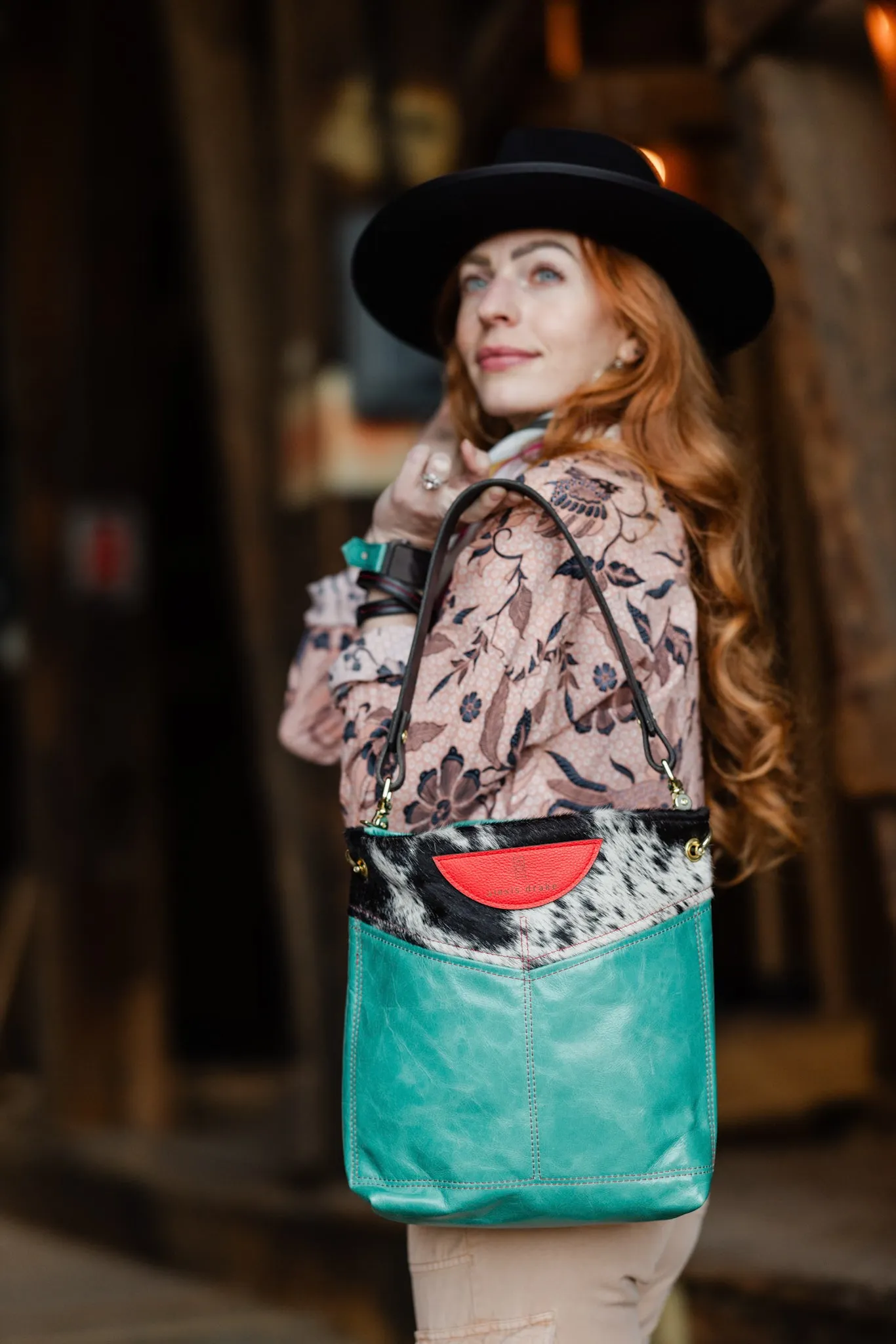 Rodeo Collection | V-Tivoli Shoulder Tote | Hair-on-Hide   Cactus