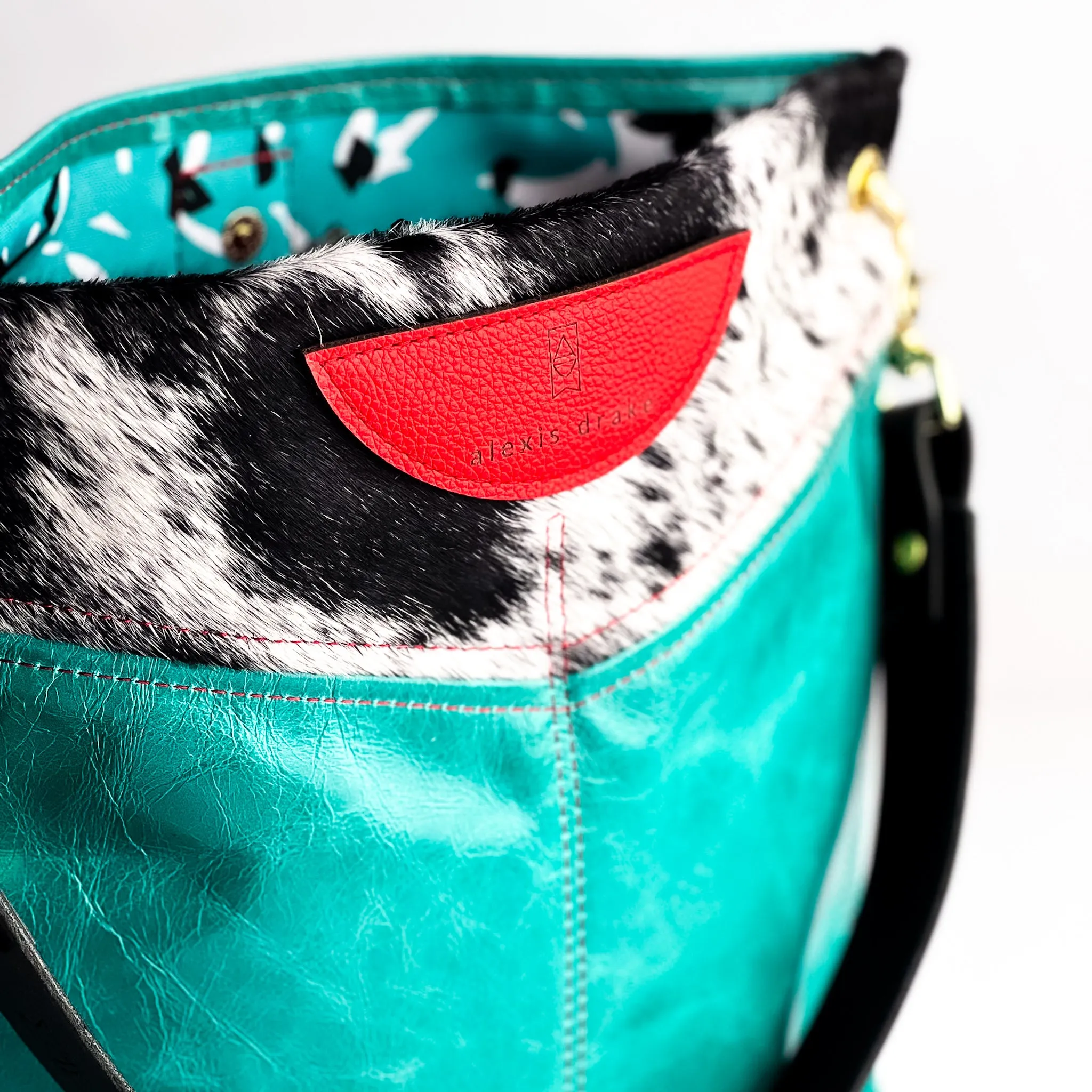 Rodeo Collection | V-Tivoli Shoulder Tote | Hair-on-Hide   Cactus
