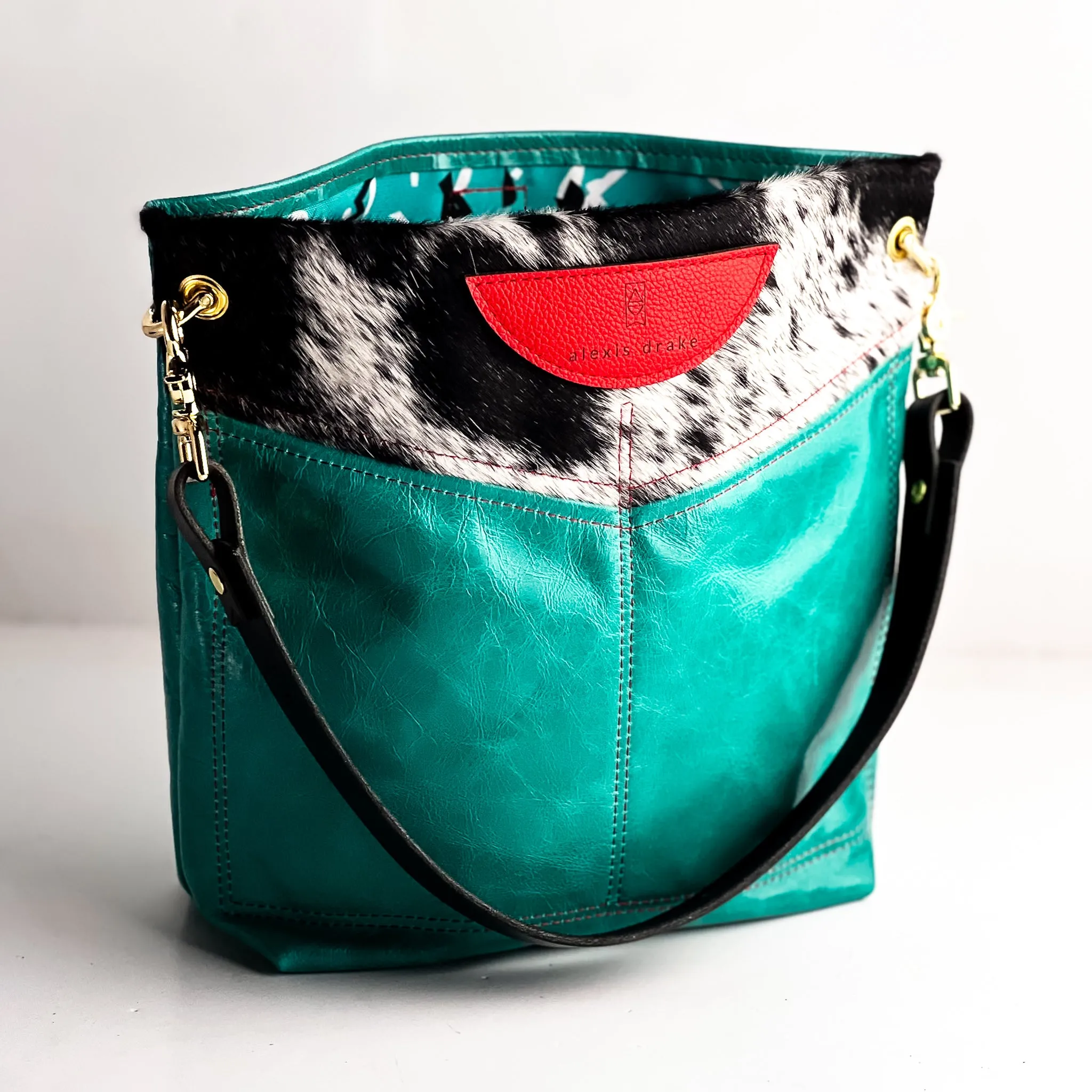 Rodeo Collection | V-Tivoli Shoulder Tote | Hair-on-Hide   Cactus